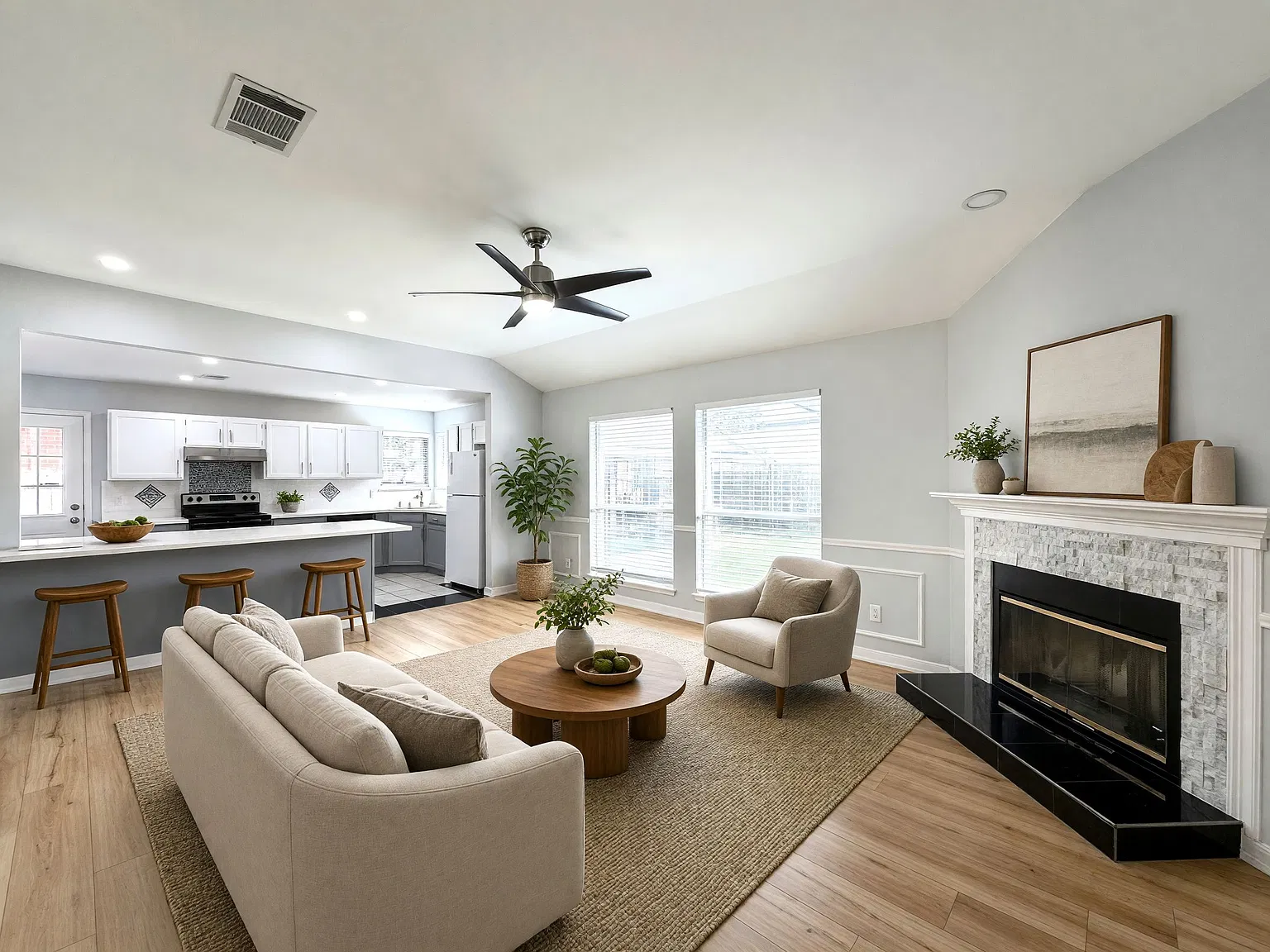 3 bed, 1770 sqft, $2,500 — Photo 3