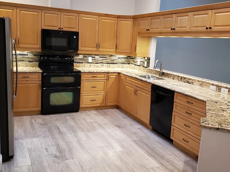 2521 W Marion Ave #1112 — Photo 8