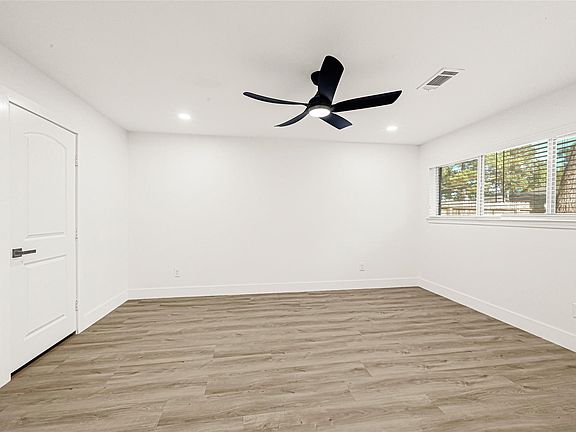 5th image of 4834 Spellman Rd