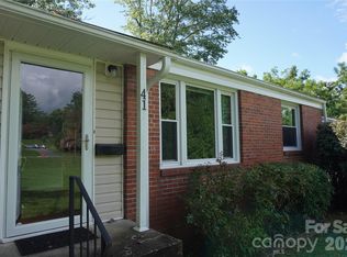 41 Trowbridge Ln, Brevard, NC 28712