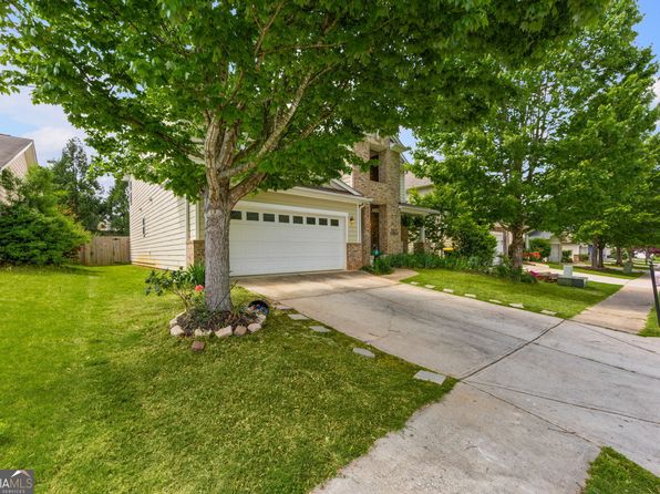 35 Timber Ln, Newnan, GA 30265