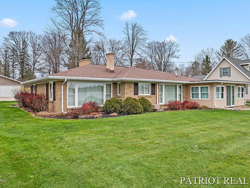 1st image of 1040 S Woodland Dr