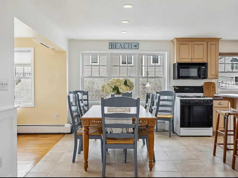 72 Plymouth St #2 — Photo 11