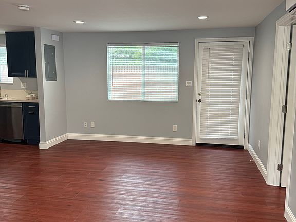 4th image of 3154 Clark Ave Unit A