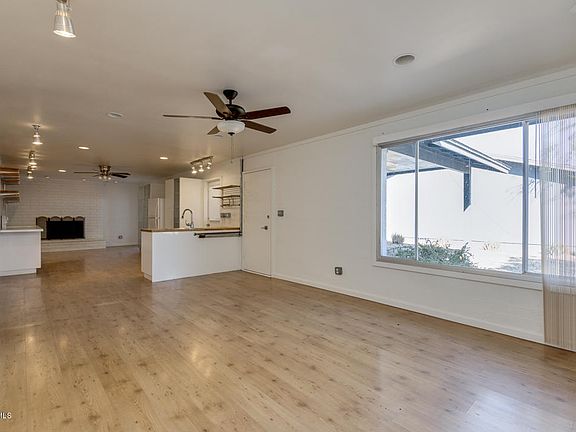 3rd image of 1638 E Palmcroft Dr