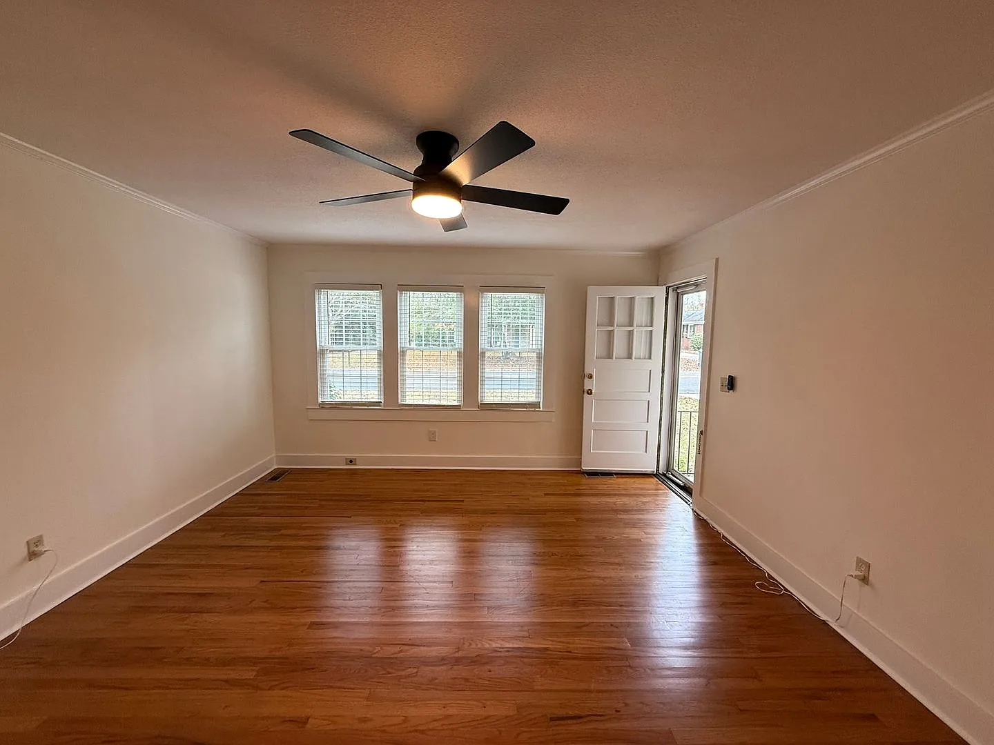 112 Donaldson Street — Photo 2