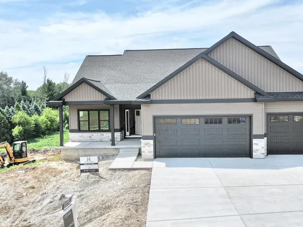 477 Foxfield Court, Oregon, WI 53575