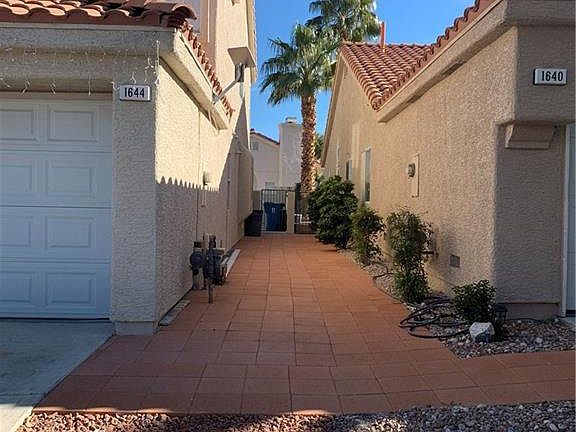 4th image of 1644 Grey Bull Way