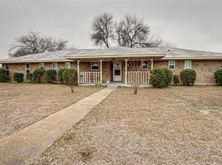 405 Sunrise Dr, Waxahachie, TX 75165