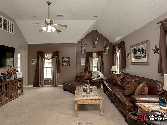 4th image of 4633 County Road 310