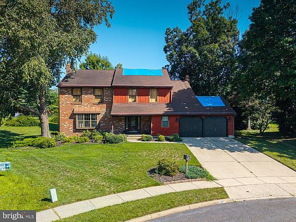4th image of 6 Henley Ct
