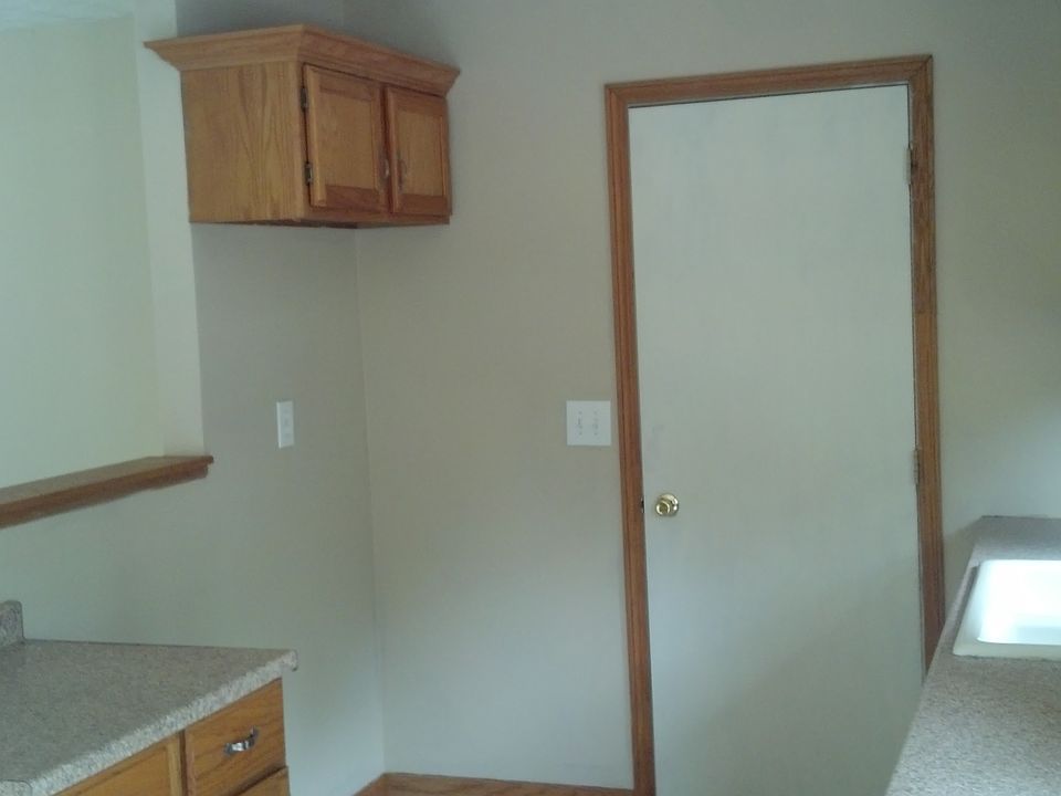1st image of 114 Elmwood Dr