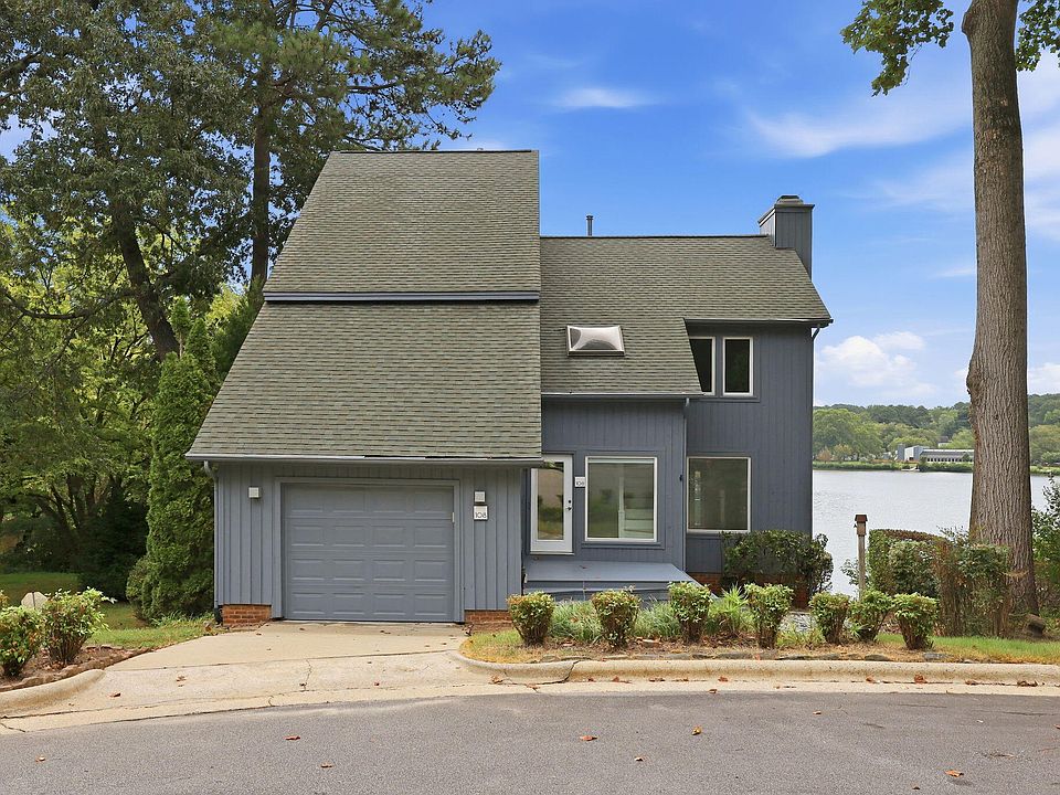 1st image of 108 Mainsail Dr