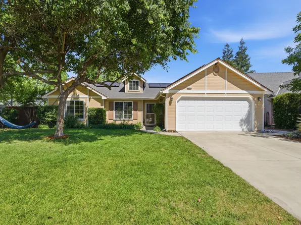 5240 W Wren Court, Visalia, CA 93291