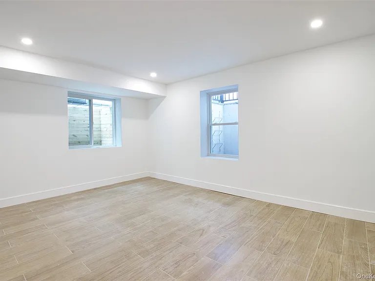 30 Kirkwood Rd #B — Photo 34