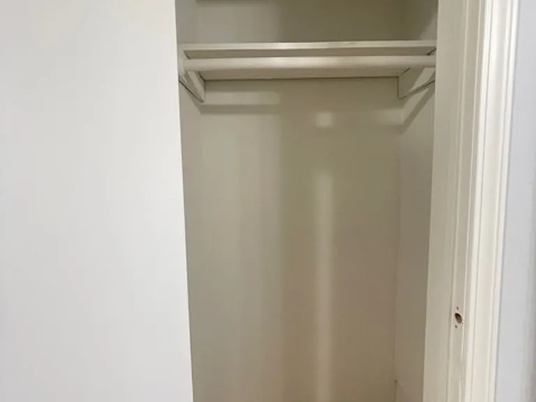 9074 Huntington Dr — Photo 12
