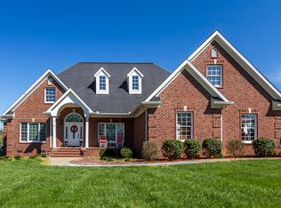 3047 Cross Gate Ln, Columbia, TN 38401