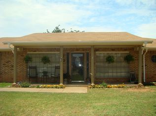 1608 Johnson Rd, Iowa Park, TX 76367