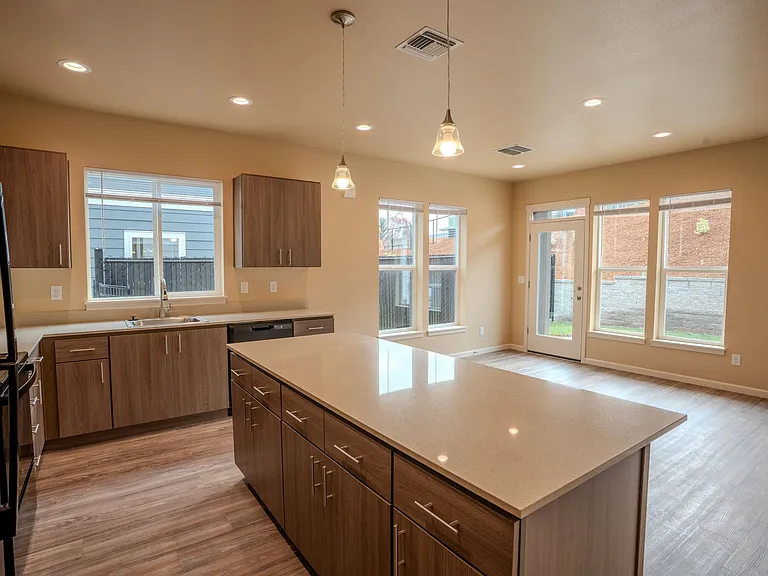 5779-5971 Joynak Hts — Photo 14