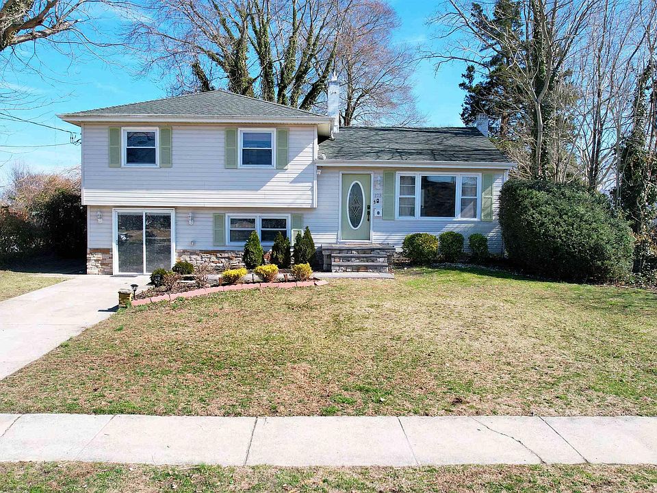 1st image of 123 Devon Rd