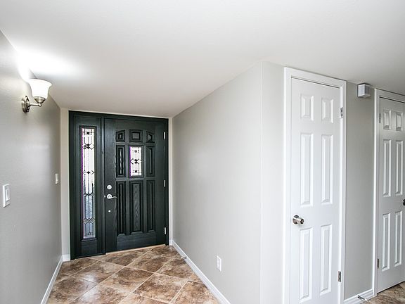 4th image of 10619 W Bolivar Dr