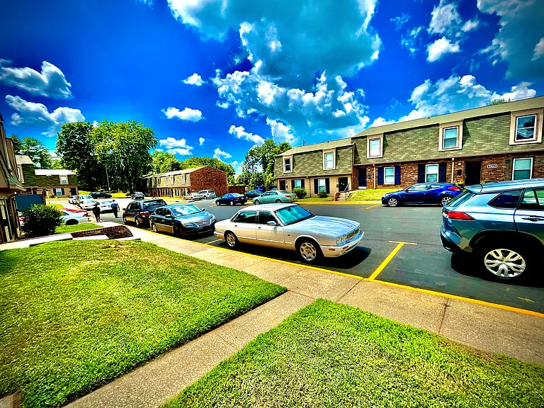 Twincity Townhomes — Photo 36