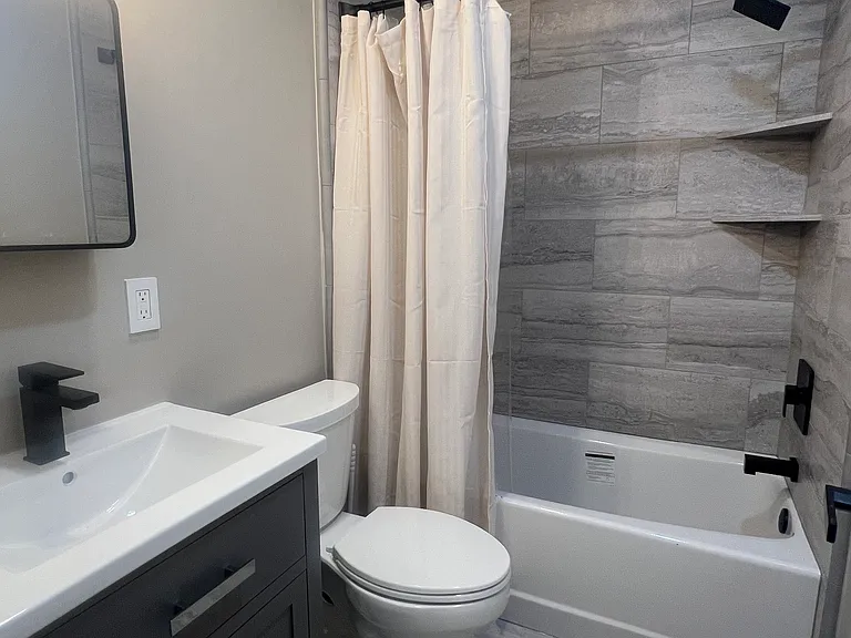 119 Herman Ave #A — Photo 6