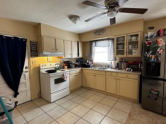 2nd image of 622 E Brookwood Dr