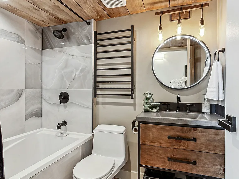 Main Floor Bathroom