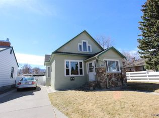 310 S 7th St, Livingston, MT 59047