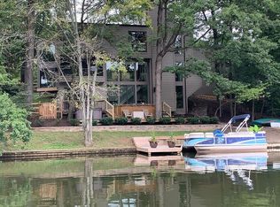 1516 Inlet Ct, Reston, VA 20190