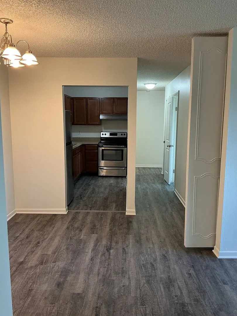 Crestview Apartments (Crestview 23 LLC) — Photo 3