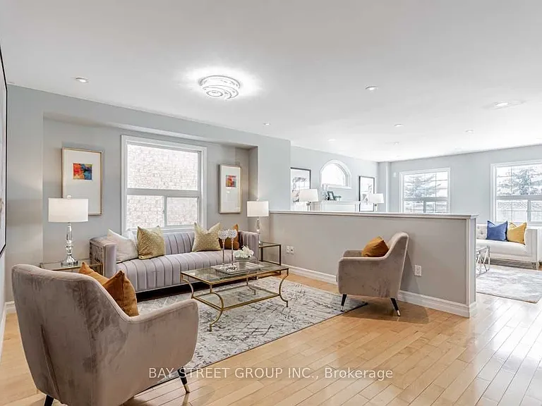 30 Delattaye Ave — Photo 4