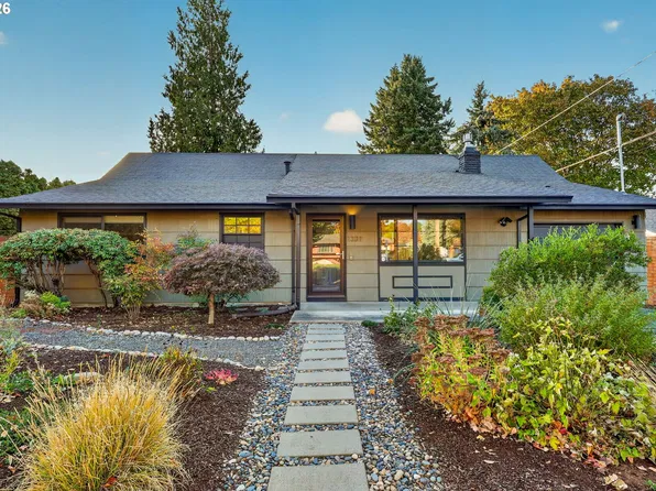 1331 SE 160th Pl, Portland, OR 97233