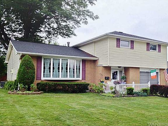 2nd image of 37 Marlin Dr