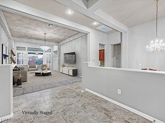 3rd image of 9548 Bella Citta St