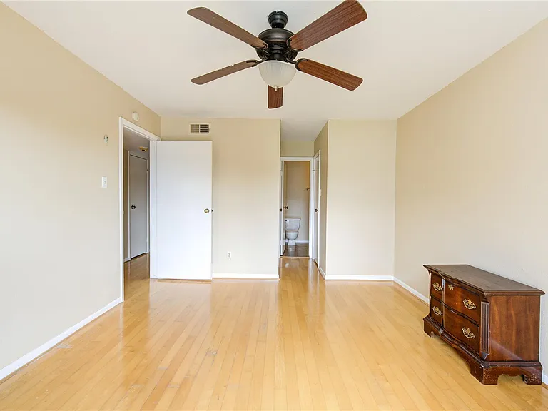 3055 Walnut Bend Ln #21 — Photo 17