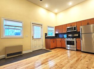 252 North St APT 5, Burlington, VT 05401