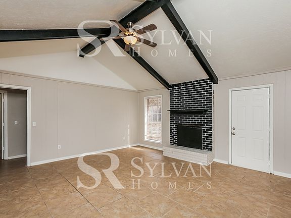3rd image of 1112 Oak Glen Pl