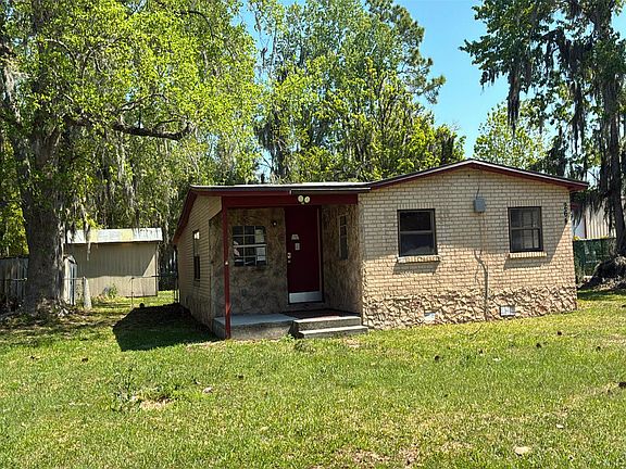 3rd image of 264 Jefferson Ave