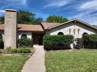 2929 Winterberry Dr, Carrollton, TX 75007