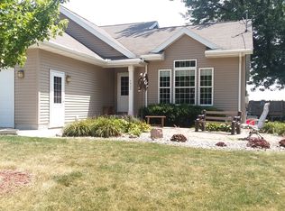 6422 Twin Lakes Rd, Manson, IA 50563