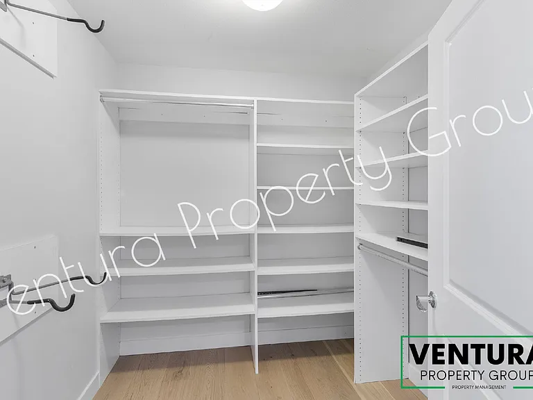 1901 S Victoria Ave #204 — Photo 20