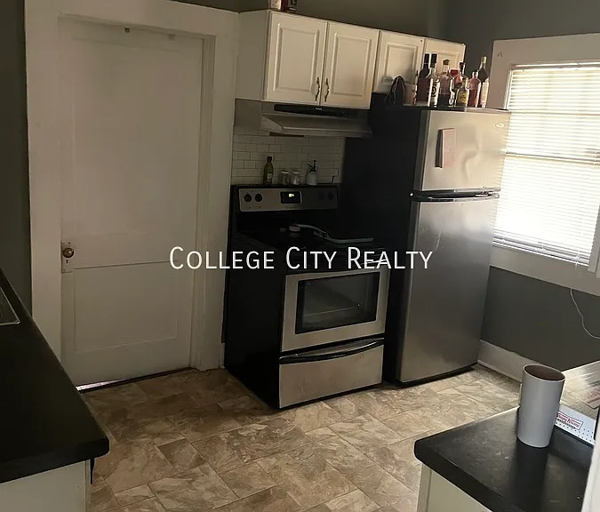 1631 3rd Ave — Photo 6