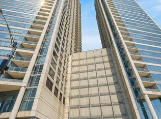 600 N Lake Shore Dr APT 2408, Chicago, IL 60611