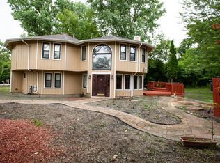 1055 W Palatine Rd, Palatine, IL 60067