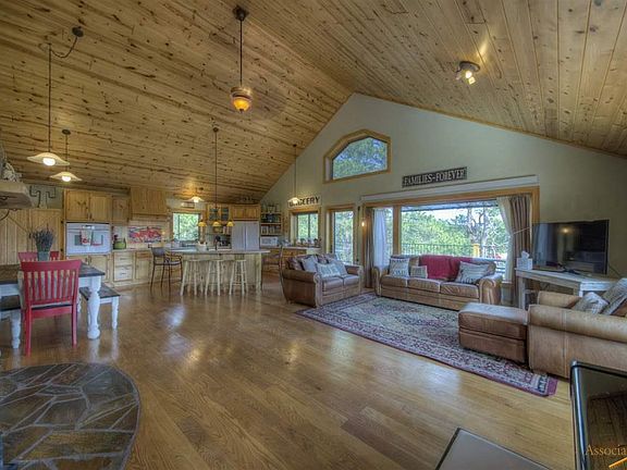2nd image of 24160 Pine Grove Rd