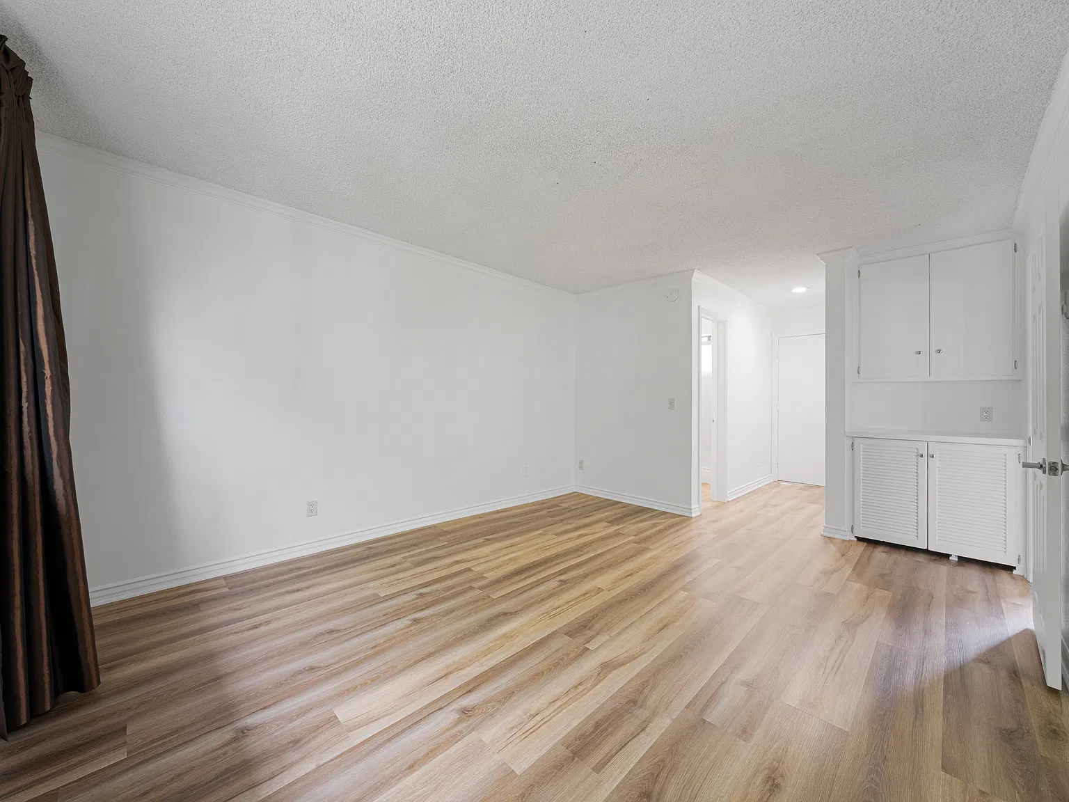 5000 S Centinela Ave — Photo 4