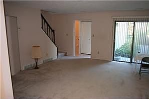 2nd image of 4460 Periwinkle Ln