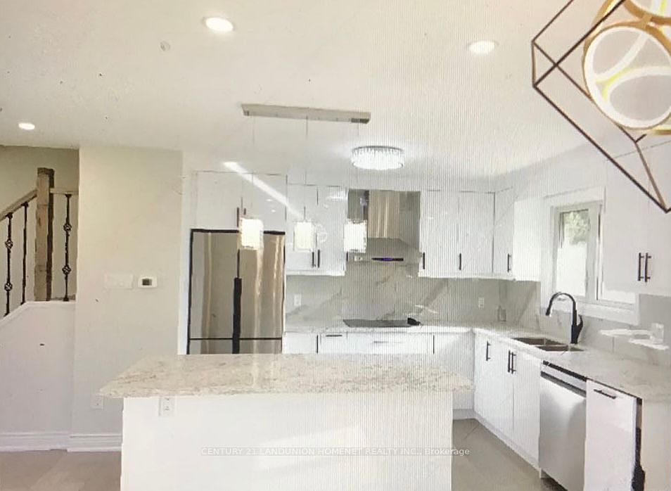 1st image of 82 Miller Dr